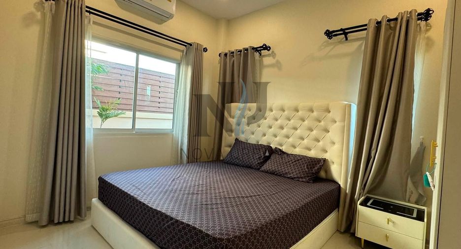 Villa en alquiler de 4 habitaciones en Huay Yai, Pattaya