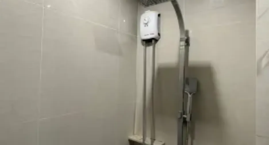 À vendre 1 chambre condo à Khlong San, Bangkok
