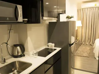 For sale 1 bed condo in Khlong San, Bangkok