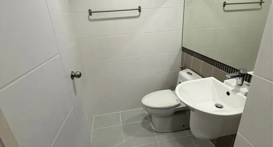 For sale スタジオ condo in Bang Sue, Bangkok
