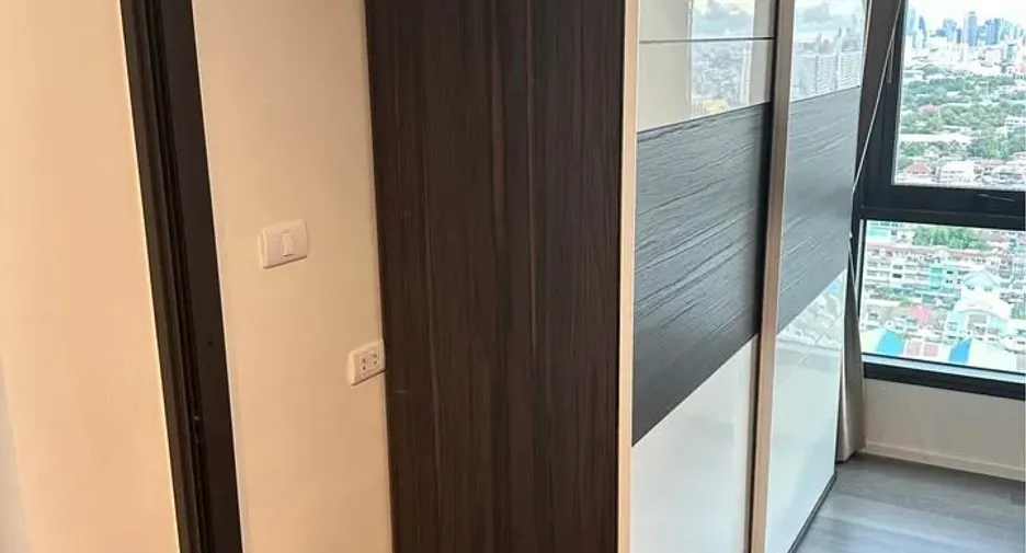 For sale スタジオ condo in Bang Sue, Bangkok