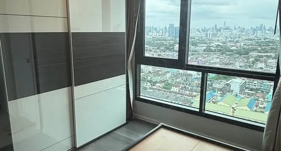 For sale スタジオ condo in Bang Sue, Bangkok