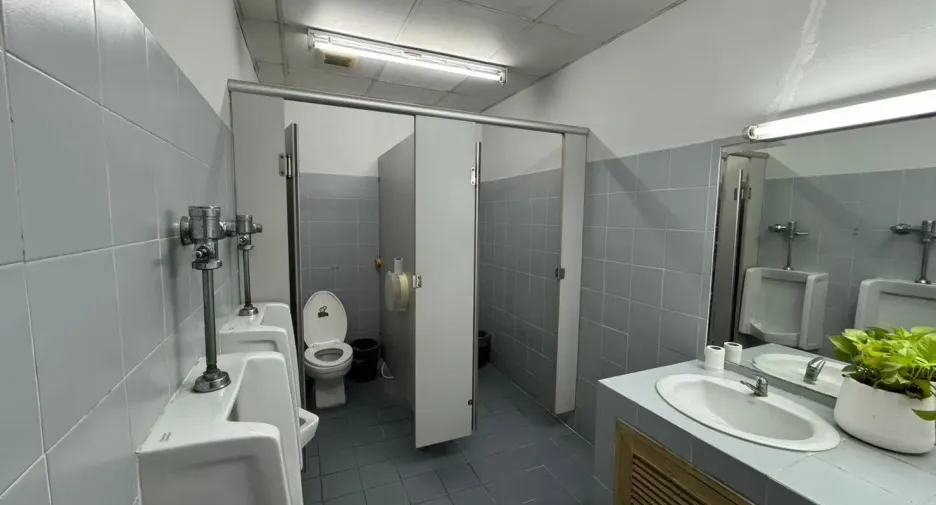 For rent office in Huai Khwang, Bangkok