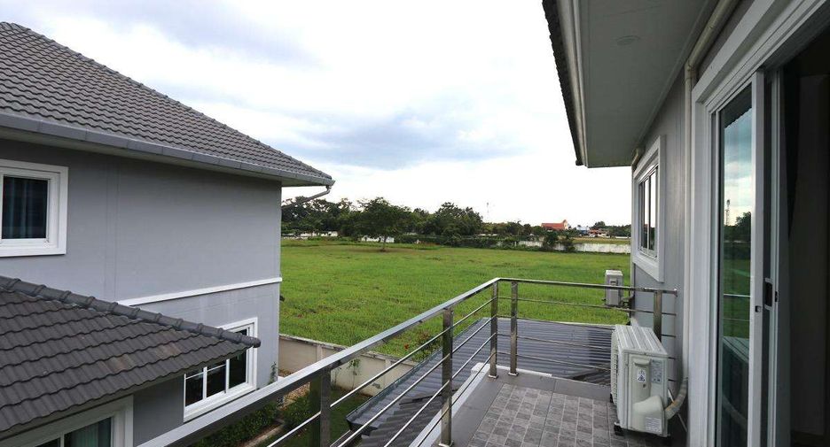 For rent 5 bedrooms house in San Sai, Chiang Mai