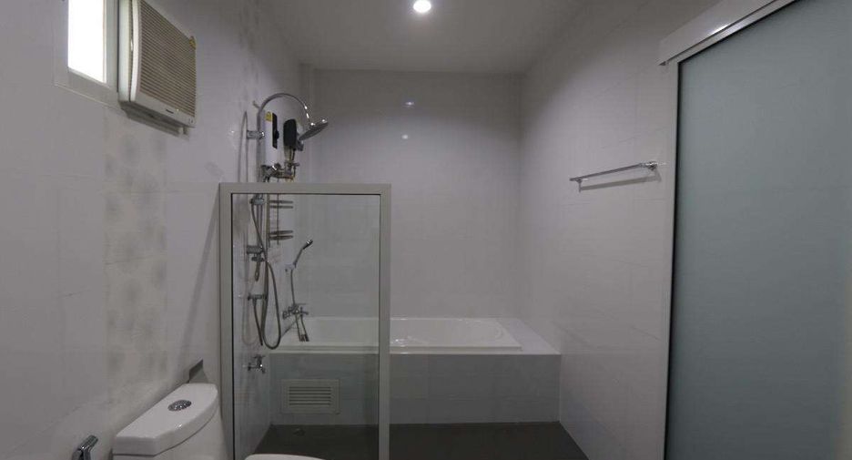 For rent 5 bedrooms house in San Sai, Chiang Mai