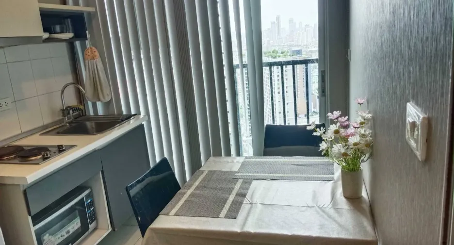 For sale 1 bed condo in Watthana, Bangkok