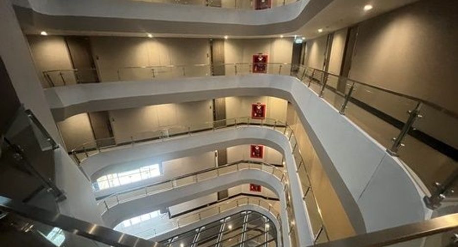 Продажа и аренда 2 спальни кондо в Ратчатхещи, Бангкок