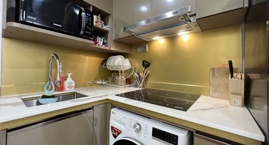 Продажа и аренда 2 спальни кондо в Ратчатхещи, Бангкок