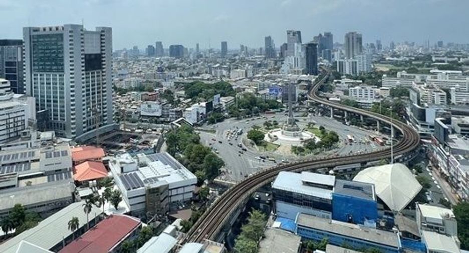 Продажа и аренда 2 спальни кондо в Ратчатхещи, Бангкок