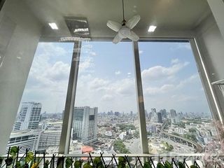 Продажа и аренда 2 спальни кондо в Ратчатхещи, Бангкок