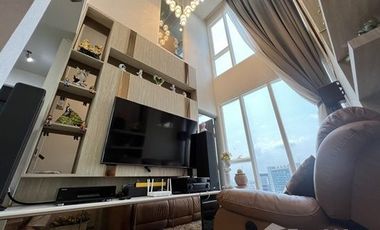 Продажа и аренда 2 спальни кондо в Ратчатхещи, Бангкок