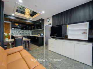 Аренда 2 спальни кондо в Банг Ламунг, Чонбури