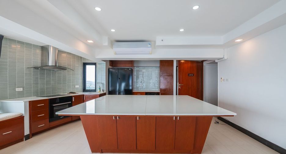 Condo en alquiler de 2 habitaciones en Jomtien, Pattaya