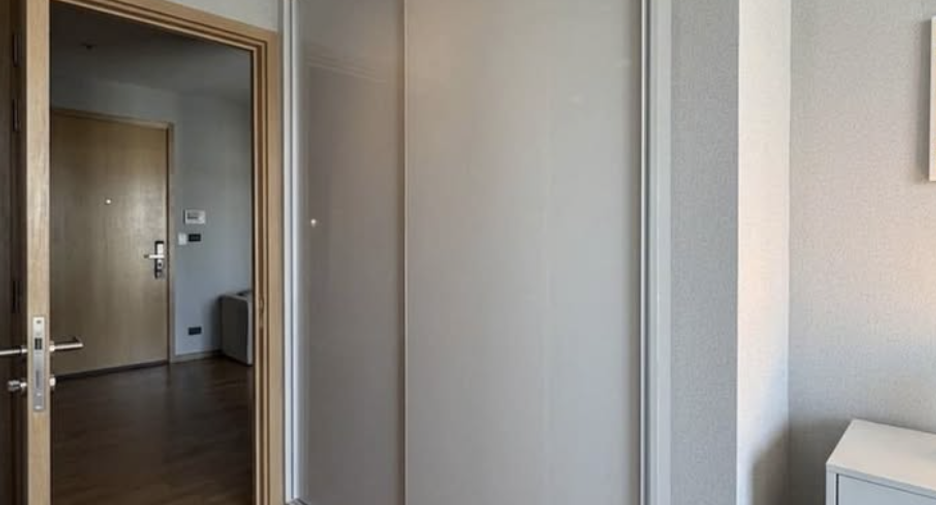 À vendre 1 chambre condo à Khlong Toei, Bangkok