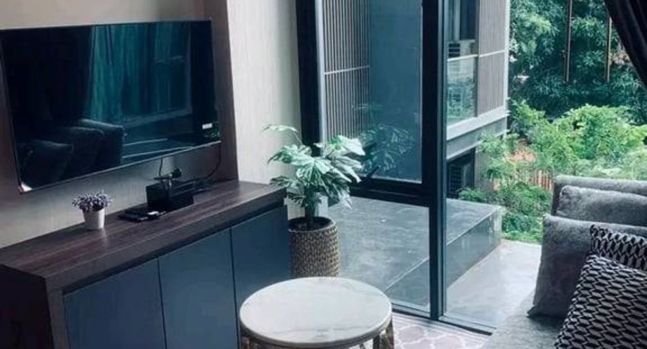 À louer 2 chambres condo à Huai Khwang, Bangkok