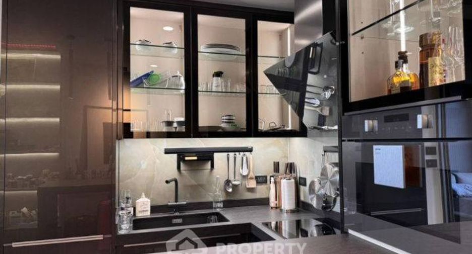 For rent 1 bed condo in Pathum Wan, Bangkok