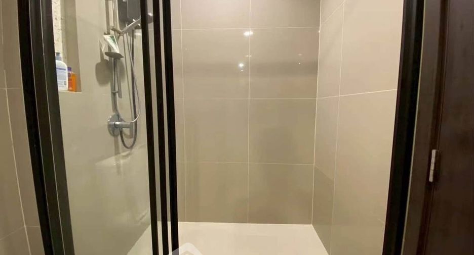 Wohnung zur Miete mit 1 Zimmer in Huai Khwang, Bangkok