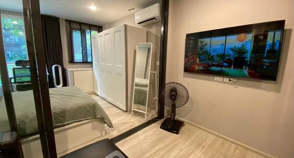 Wohnung zur Miete mit 1 Zimmer in Huai Khwang, Bangkok