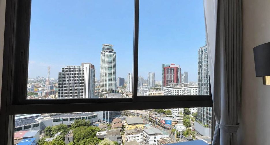 For rent 1 bed condo in Khlong Toei, Bangkok