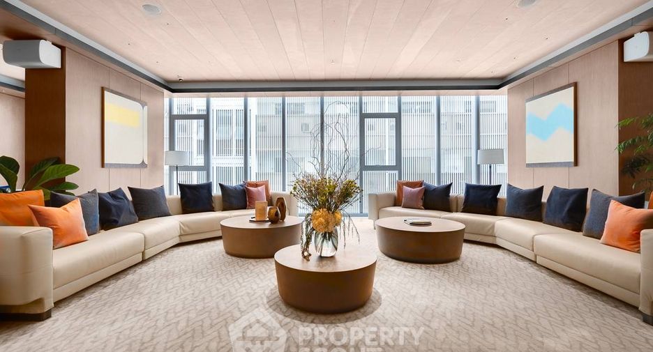 For rent 1 bed condo in Pathum Wan, Bangkok