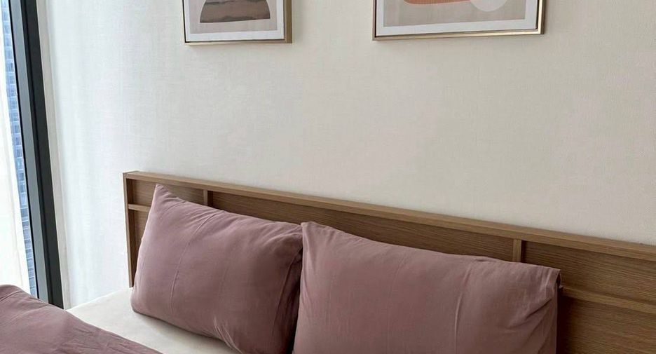 For rent 2 bedrooms condo in Khlong Toei, Bangkok