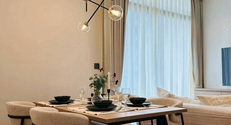 For rent 2 bedrooms condo in Khlong Toei, Bangkok