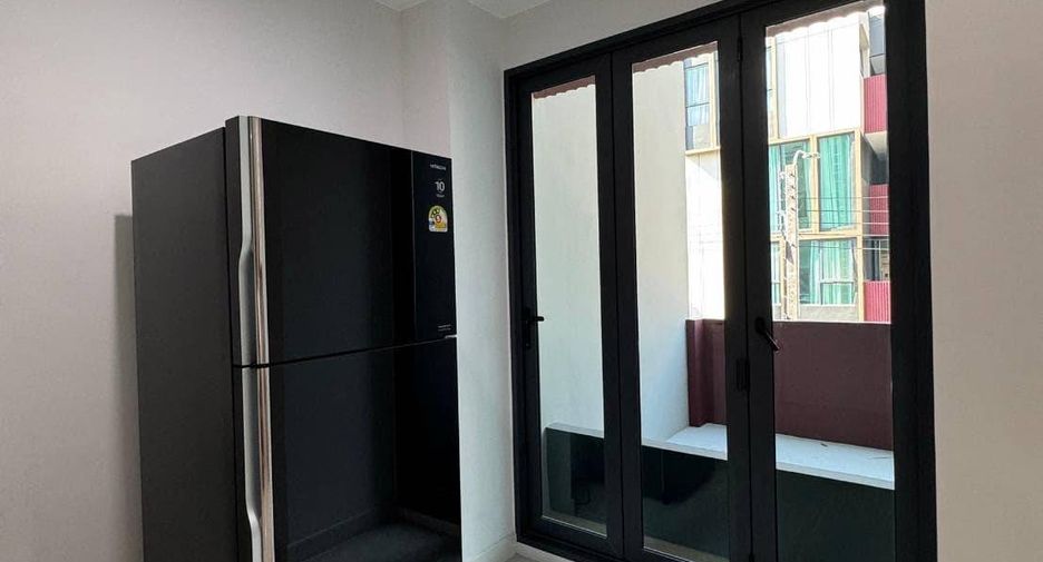 For rent 4 bedrooms house in Suan Luang, Bangkok