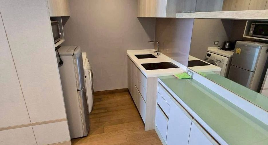 For rent 1 bed condo in Khlong Toei, Bangkok