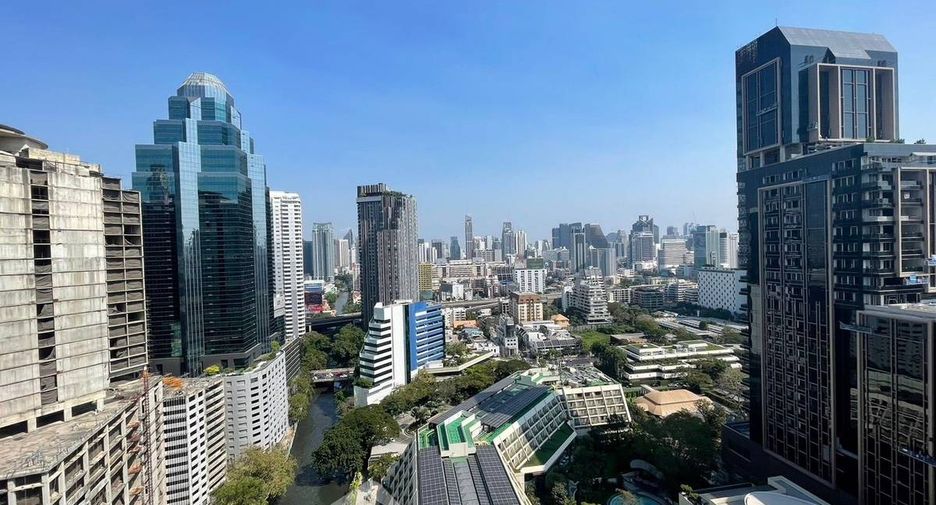For rent 1 bed condo in Pathum Wan, Bangkok