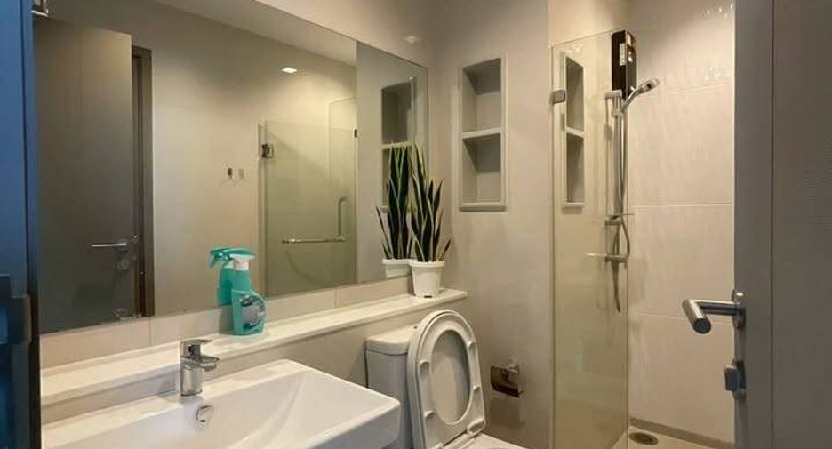 Condo en alquiler de 1 habitaciones en Huai Khwang, Bangkok