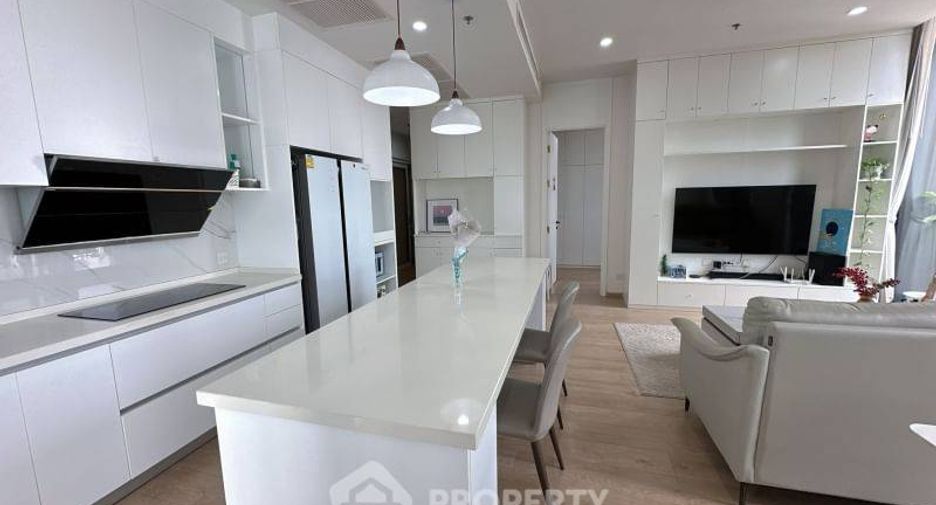For rent 3 bedrooms condo in Watthana, Bangkok