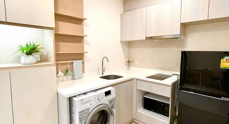 For rent 2 ベッドルーム condo in Watthana, Bangkok