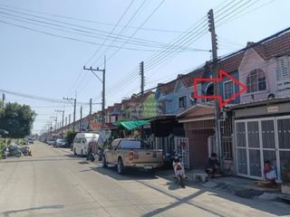 Продажа 2 спальни таунхаус в Khlong Luang, Патумтани