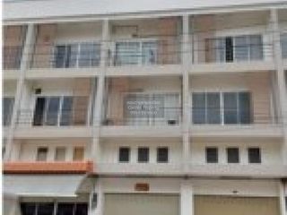 For sale 3 bedrooms townhouse in Khlong Luang, Pathum Thani