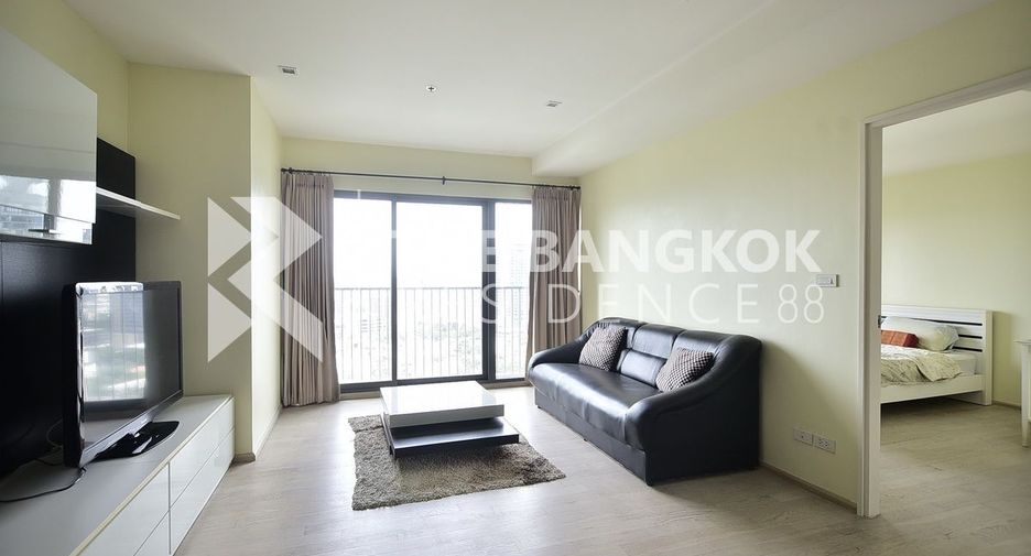 For rent 1 bed condo in Khlong Toei, Bangkok