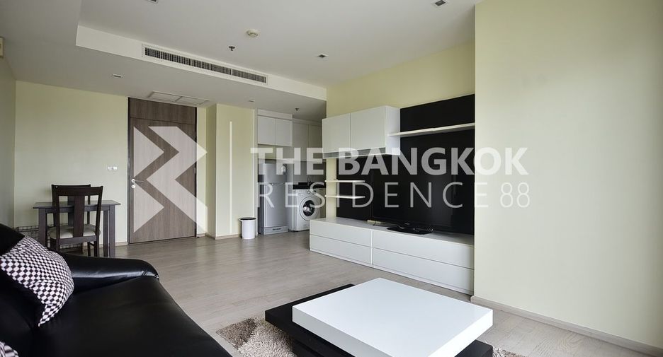For rent 1 bed condo in Khlong Toei, Bangkok