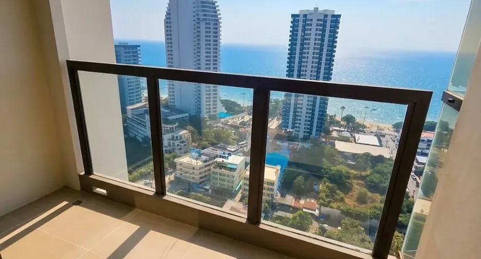 À vendre 2 chambres condo à Bang Lamung, Chonburi