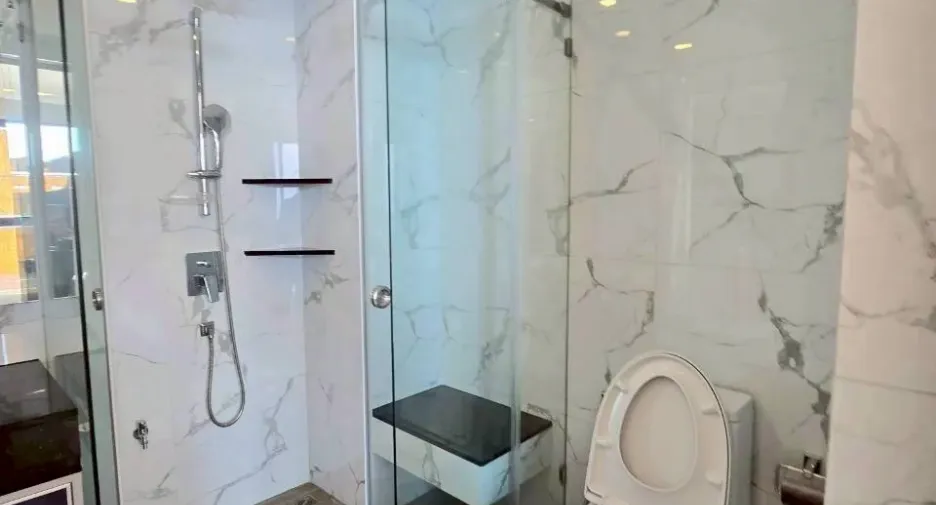 À vendre 2 chambres condo à Bang Lamung, Chonburi