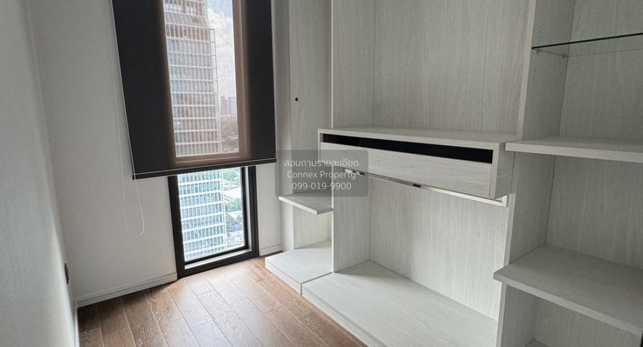For rent 2 bedrooms condo in Pathum Wan, Bangkok