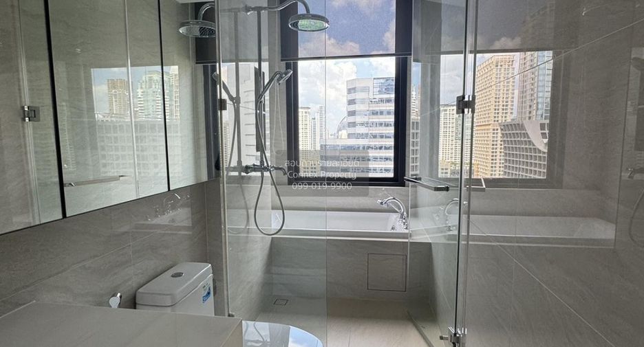 For rent 2 bedrooms condo in Pathum Wan, Bangkok