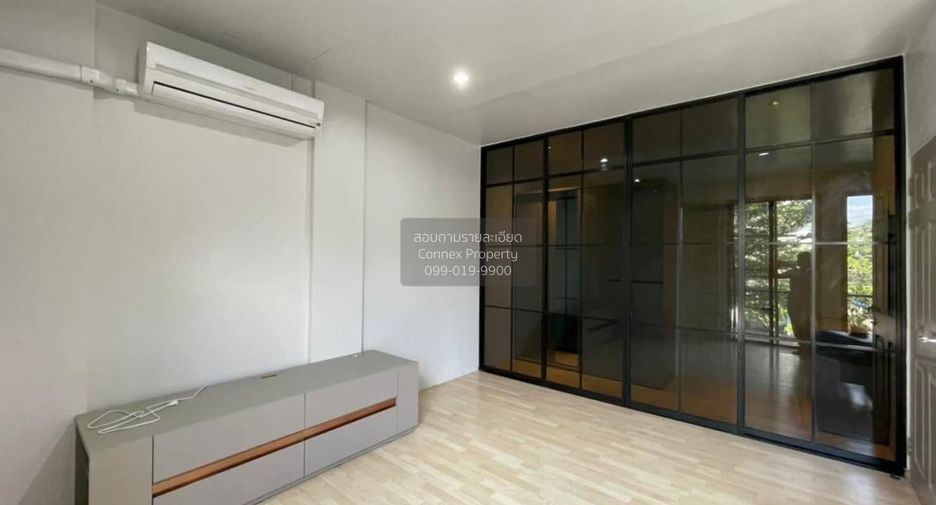 Reihenhaus zur Miete mit 3 Zimmer in Suan Luang, Bangkok