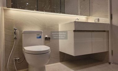 Wohnung zur Miete mit 1 Zimmer in Pathum Wan, Bangkok