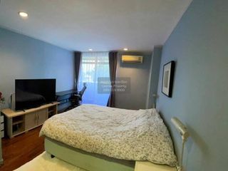 For rent 2 bedrooms condo in Phra Khanong, Bangkok