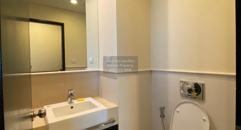 For rent 2 bedrooms condo in Pathum Wan, Bangkok