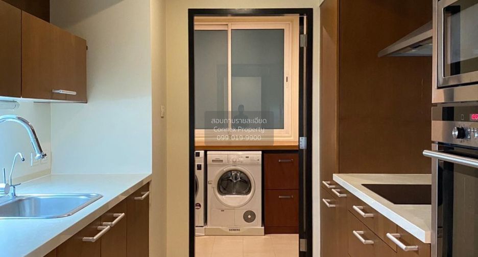 For rent 2 bedrooms condo in Pathum Wan, Bangkok
