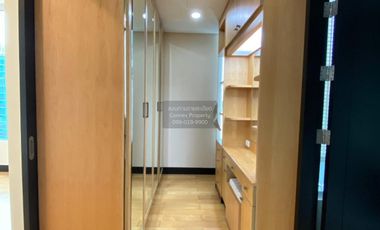 For rent 2 bedrooms condo in Pathum Wan, Bangkok