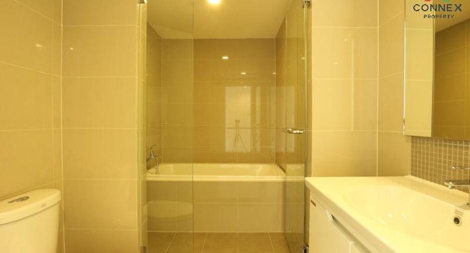 À louer 2 chambres condo à Watthana, Bangkok