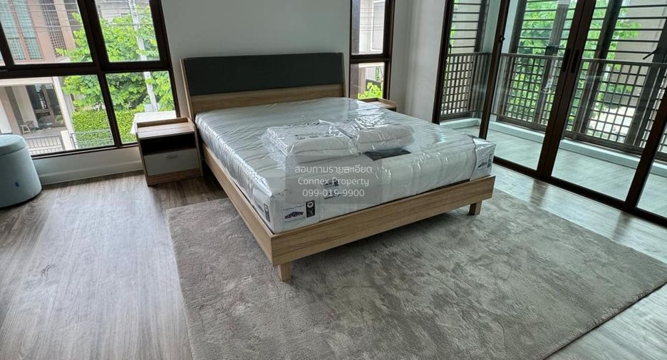 For rent 4 bedrooms house in Bang Kapi, Bangkok