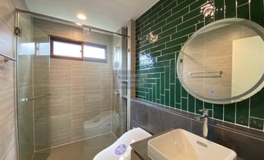 For rent 4 bedrooms house in Bang Kapi, Bangkok