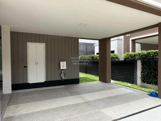 Haus zur Miete mit 4 Zimmer in Bang Kapi, Bangkok